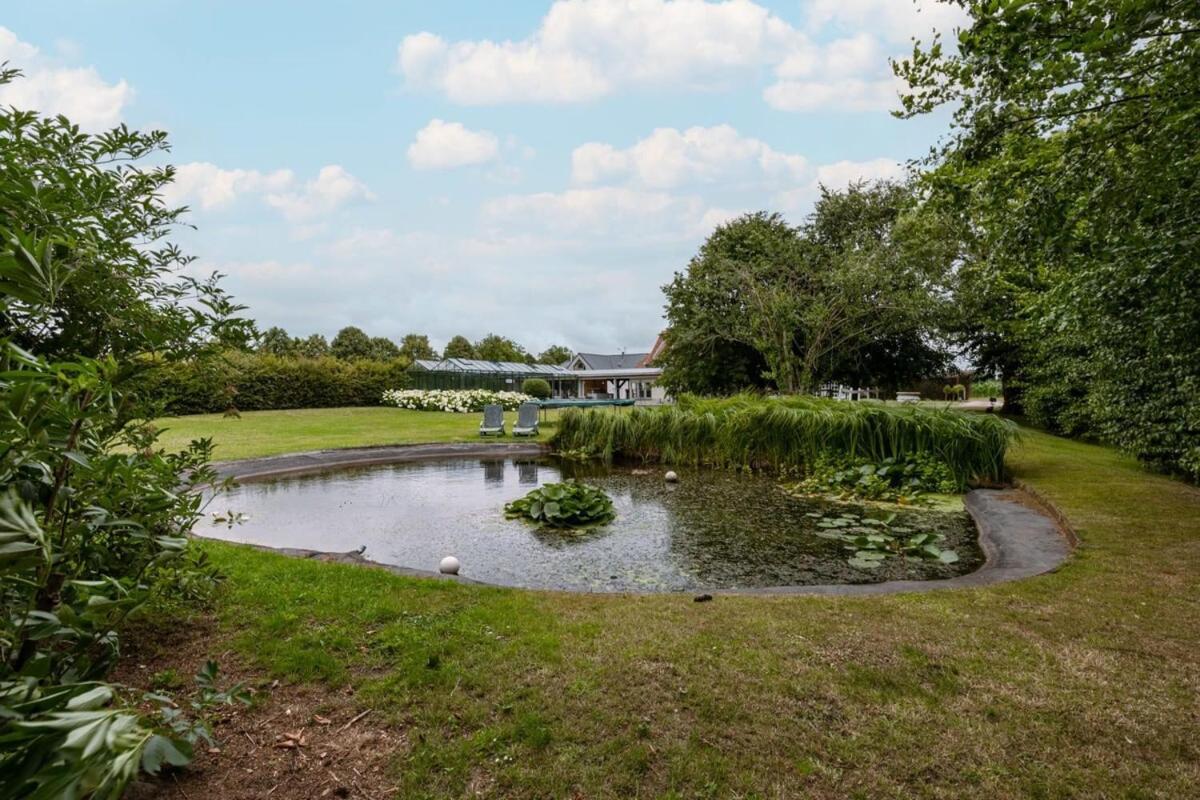 Вилла Farmhouse Oasis With Garden, Pond And Idyllic Surroundings Бернем Экстерьер фото